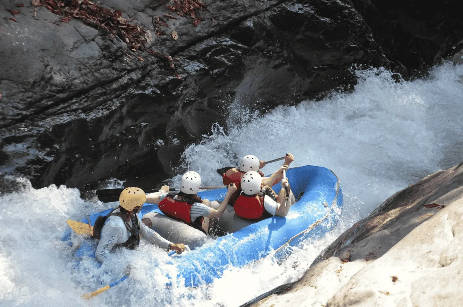 Rafters on the El Chorro whitewater trip in Costa Rica