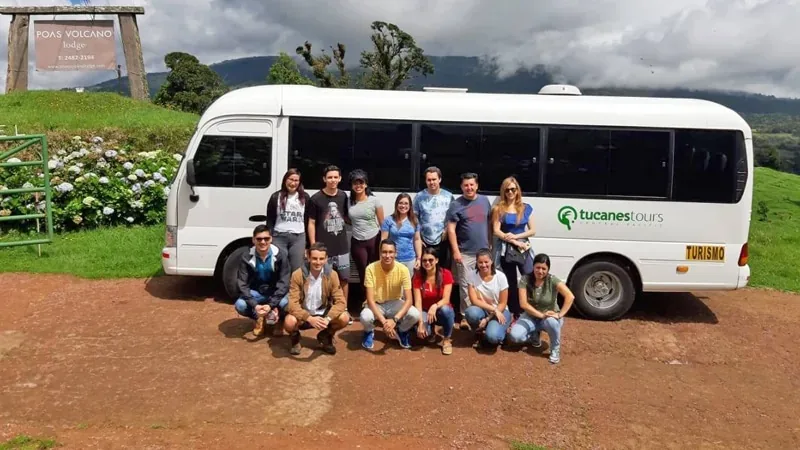 Tucanes Tours transport vehicle on the way to Manuel Antonio